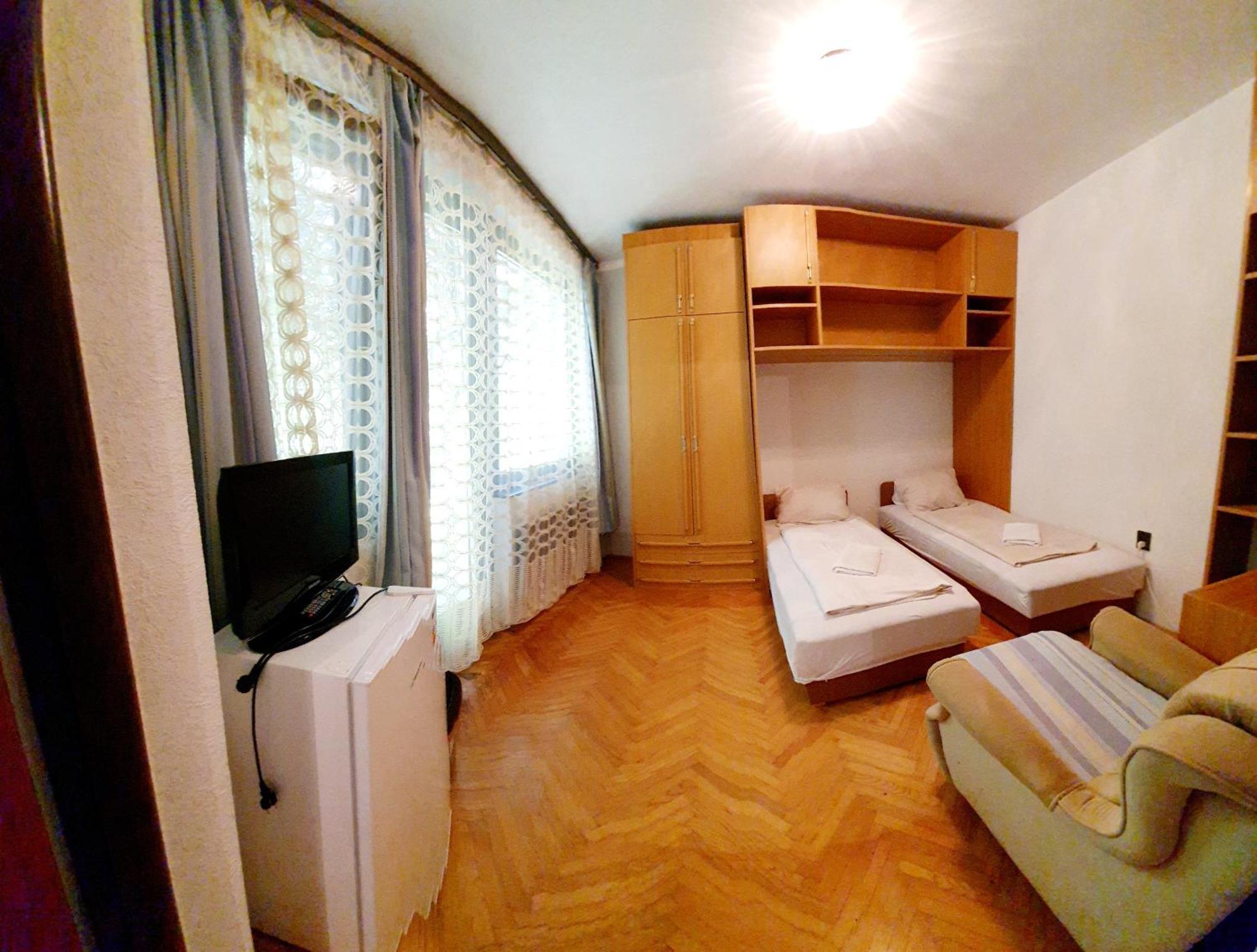 Sophie'S Guesthouse Siofok Bilik gambar