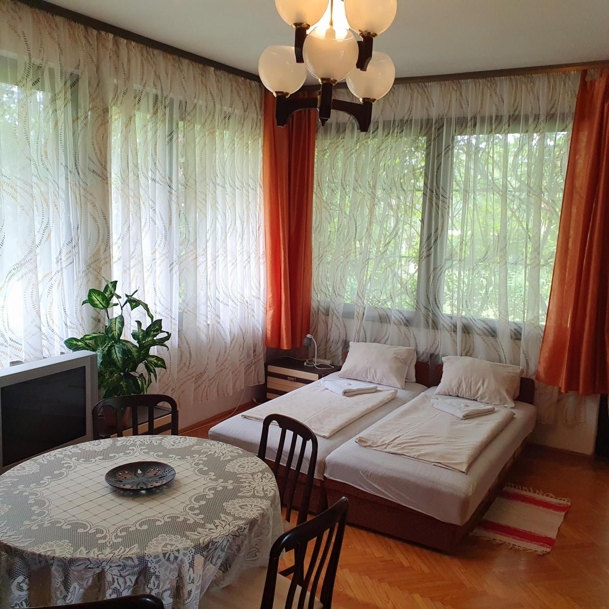 Sophie'S Guesthouse Siofok Luaran gambar