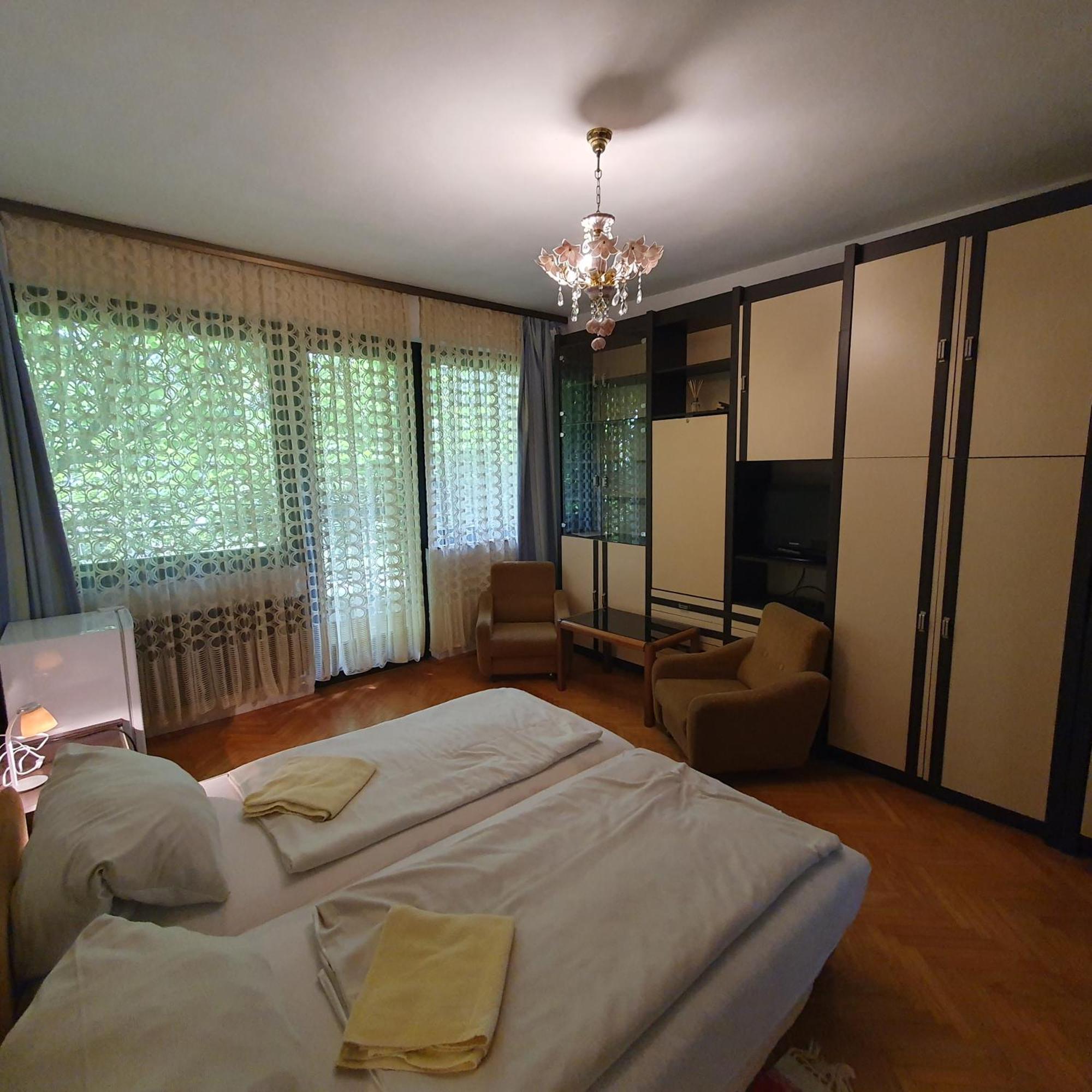 Sophie'S Guesthouse Siofok Luaran gambar
