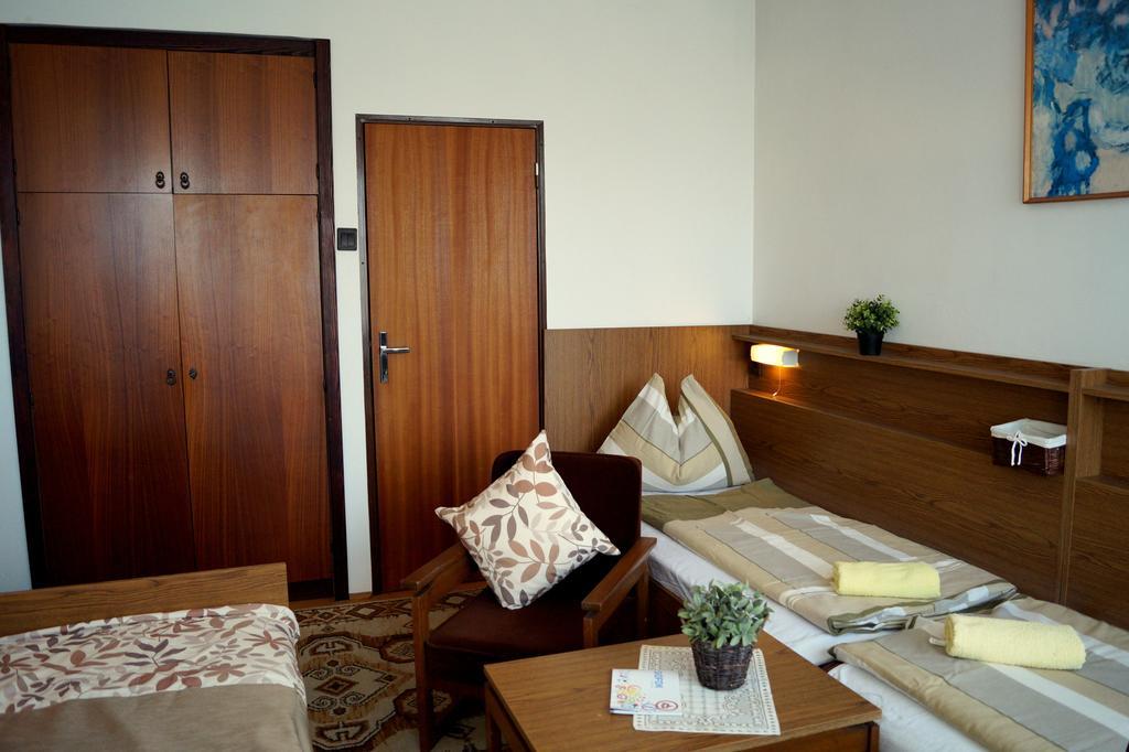 Sophie'S Guesthouse Siofok Luaran gambar